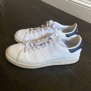 Barely Worn Adidas Stan Smiths